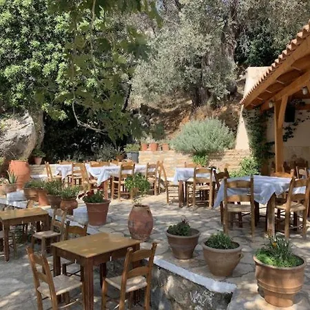 Emmanuela House With Garden & Sea View -